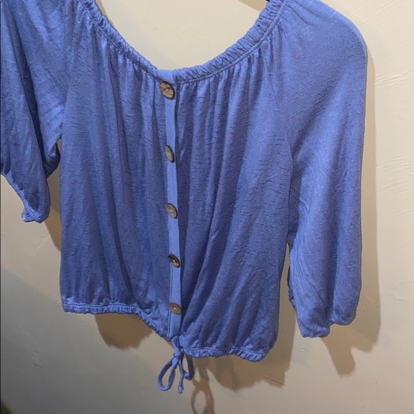 Top - Picture 3 of 3